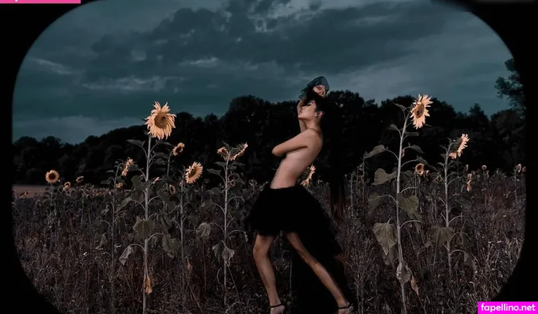 Xveepi OnlyFans Thumbnail #YpN9bgHb3O