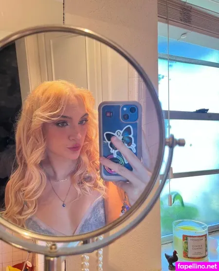 Xvioletmoore OnlyFans Thumbnail #WMyCEOjnEw