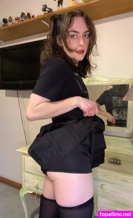 Xwhitewrenx OnlyFans Thumbnail #phqTRiYLez