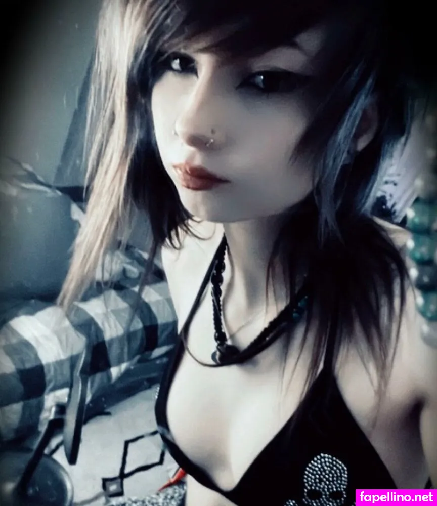 Spookybug256302, spo0kybug, xbloodymascaraxx Nude Leaked OnlyFans Photo #k3N2uxcPOQ