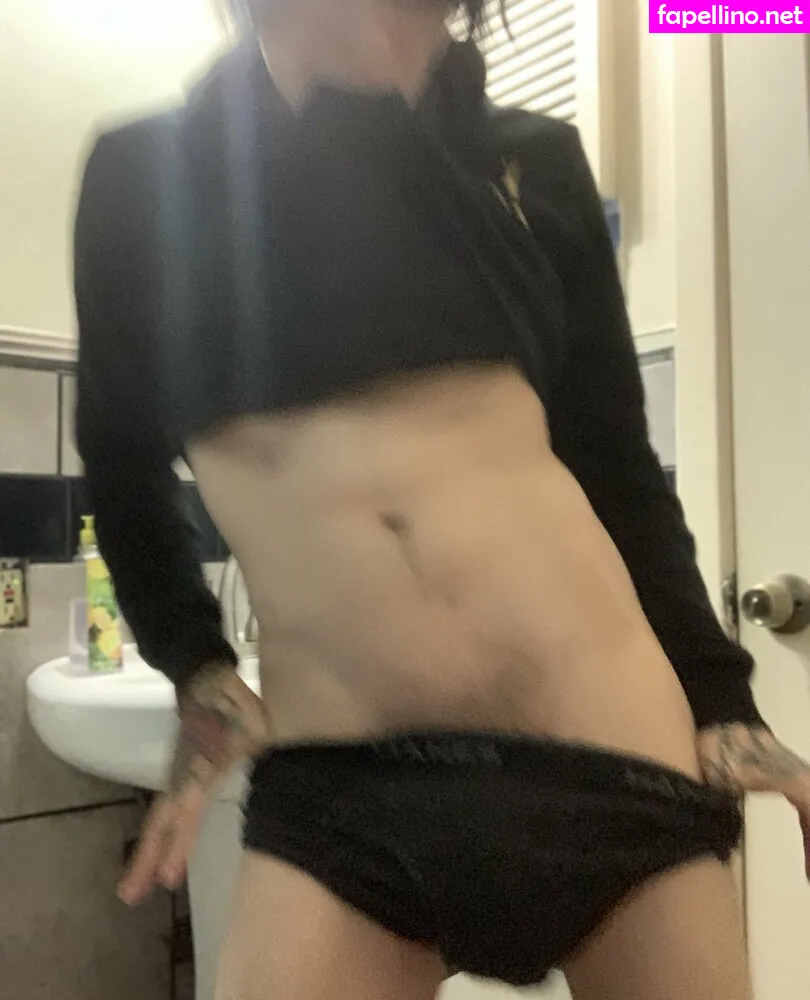chrisssdecembercx, xxchrissdecemberxx Nude Leaked OnlyFans Photo #DBVrhZfYTM