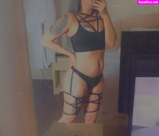 Xxcvstarxx OnlyFans Thumbnail #m6BMX3VTmN