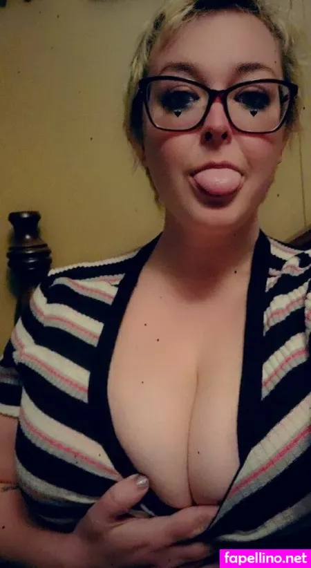 Xxdirtyprettyy OnlyFans Thumbnail #gz2XbC37mo