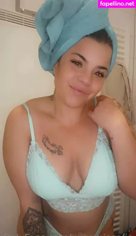 Xxgarciasofia OnlyFans Thumbnail #5mOVbBkJ9m