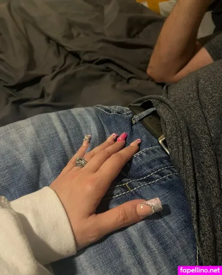Xxgoldilocksxx OnlyFans Thumbnail #2m1utr6lE1