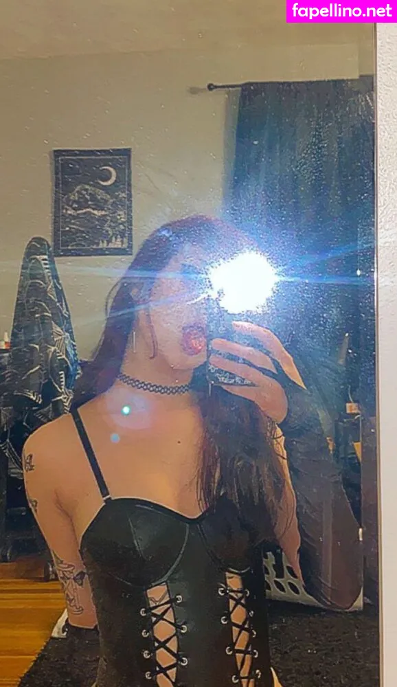 xx_emmy_xx, xxgothbimboxx Nude Leaked OnlyFans Photo #3UKtKt5Ltu