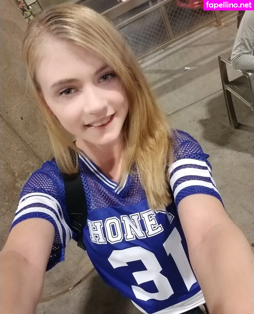 xxhannahhaysxx Nude Leaked OnlyFans Photo #8NCA2cl8oB
