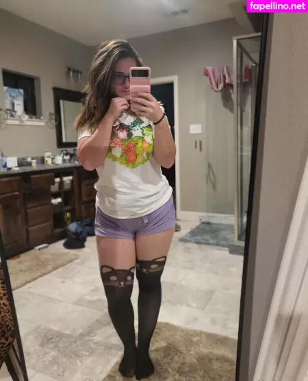 Xxkittylicksxx OnlyFans Thumbnail #26T5B5RWvl
