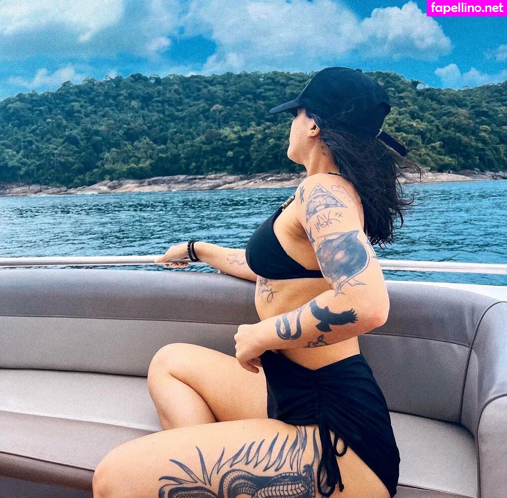 Laismzt, xxlaisx Nude Leaked OnlyFans Photo #5FU3ThEN5B