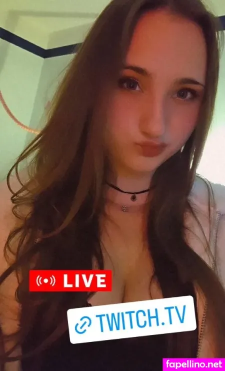 Xxlaureliaxx OnlyFans Thumbnail #Dor6SI2v52