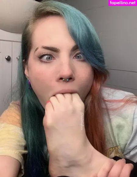 Xxlittlefootxx1 OnlyFans Thumbnail #1OS8KgXwQw