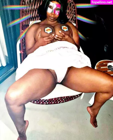 Xxmasjones OnlyFans Thumbnail #kbGp59jmF3