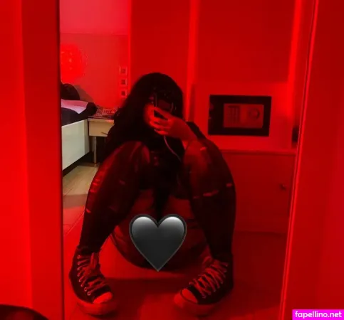 Xxolyvxx OnlyFans Thumbnail #O9phUnNEGp