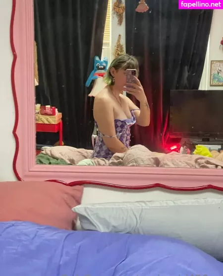 Xxpissgirl420xx OnlyFans Thumbnail #6CupL0S9YE