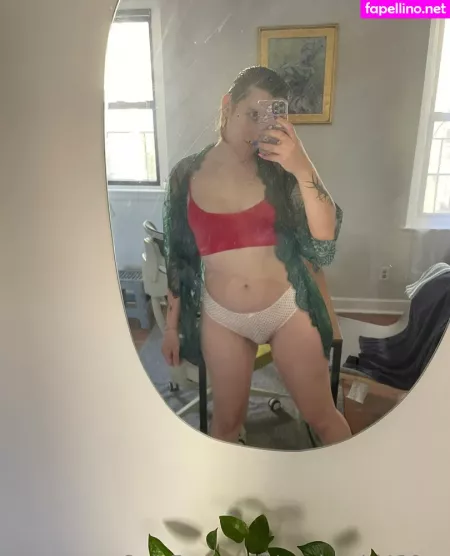 Xxpissgirl420xx OnlyFans Thumbnail #Dvk0tAIArV