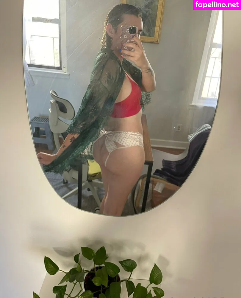 xxgypsyyxx, xxpissgirl420xx Nude Leaked OnlyFans Photo #SD4INc6cNE