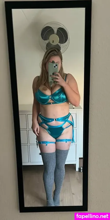 Xxsweetxxpeachxx OnlyFans Thumbnail #UA6Y4EHXix