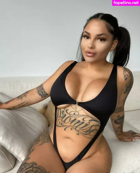 Xxxarabella OnlyFans Thumbnail #yQR7UHCxAM