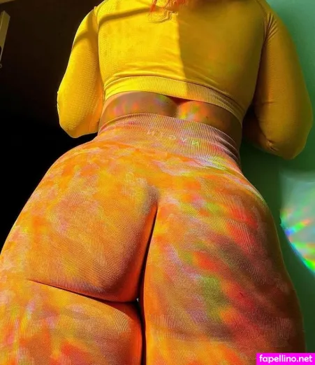 Xxxcourtneyg OnlyFans Thumbnail #9a2ZS8MwJ0
