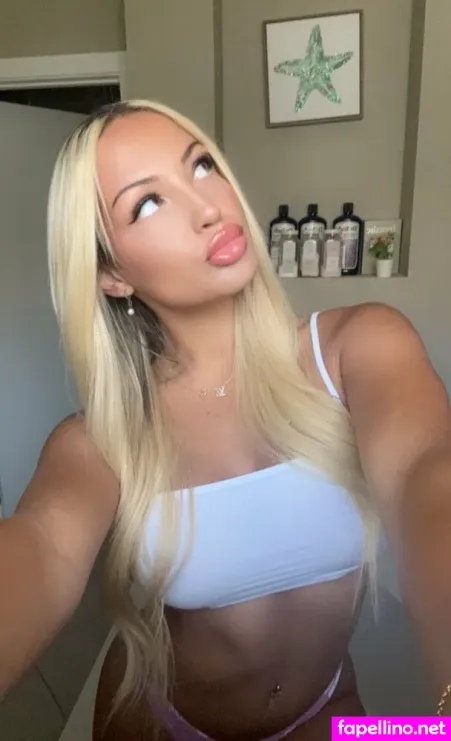 Xxxmilamonet 1 OnlyFans Thumbnail #E0ou9Tia8N