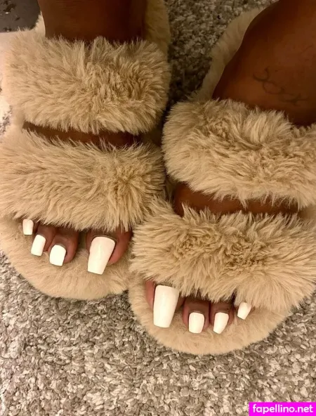 Xxxquisitesoles OnlyFans Thumbnail #Omk0aqeiHL