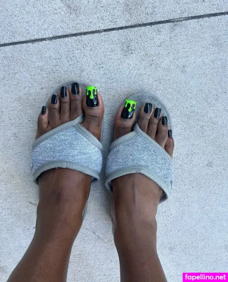 Xxxquisitesoles OnlyFans Thumbnail #QkhAuqno9T