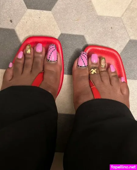 Xxxquisitesoles OnlyFans Thumbnail #cZwyaXkcx7