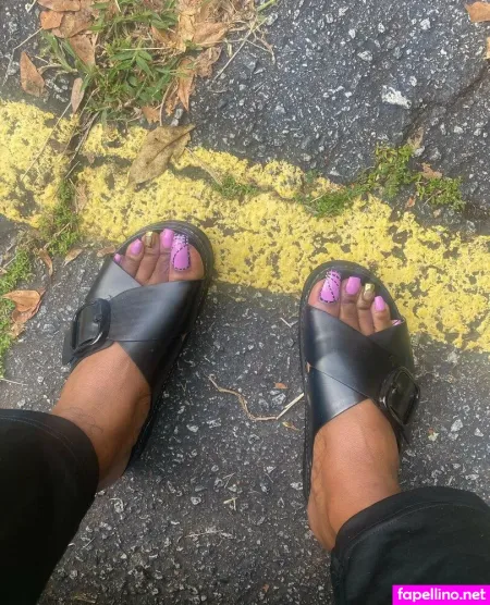 Xxxquisitesoles OnlyFans Thumbnail #dl2VMGqnEj