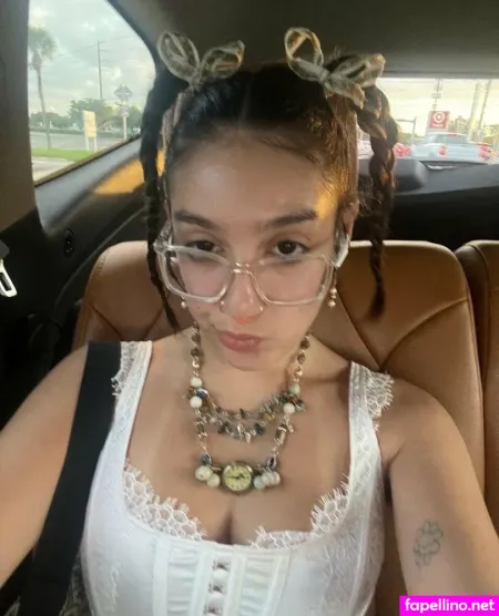 Xxxvioletgems OnlyFans Thumbnail #hd8vj5W8wg