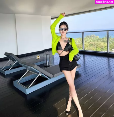 Xyyoff OnlyFans Thumbnail #6VxWhhiBhK