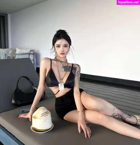 Xyyoff OnlyFans Thumbnail #ujhW6Oxr0R