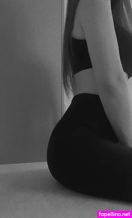 Y 2611 OnlyFans Thumbnail #0NfBjpqYel