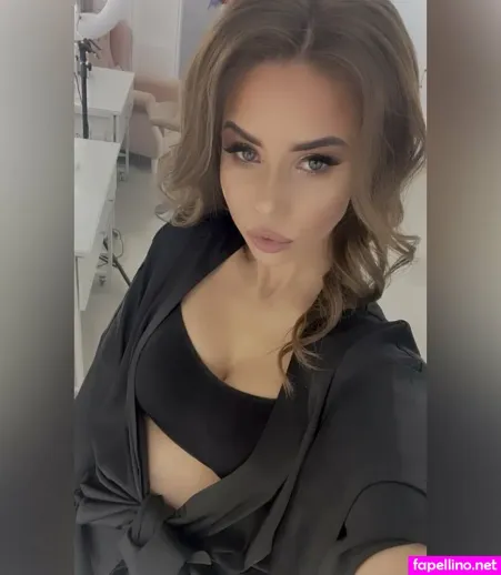 Y 2611 OnlyFans Thumbnail #2iT7TM0tIi