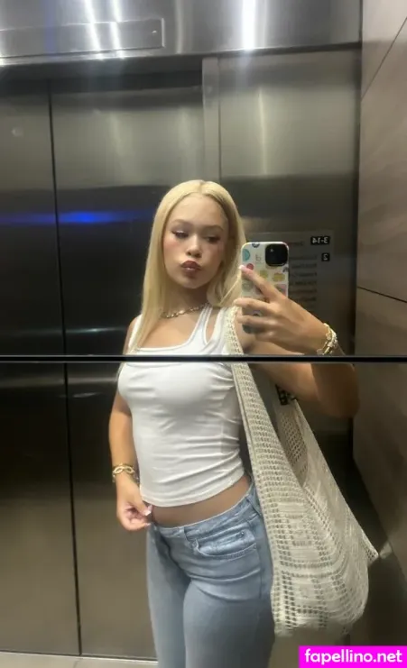 Y0nn 4 Elmo Love U2 OnlyFans Thumbnail #W0y2pG2YFL