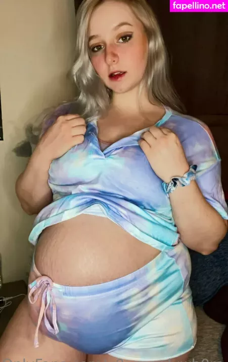 Y0urnerdywh0re OnlyFans Thumbnail #KKSioO0L72