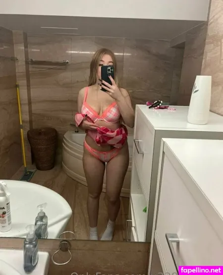 Ya Yasmin OnlyFans Thumbnail #0bZHOdgodd