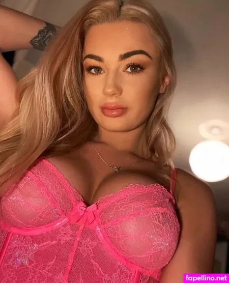 Yaaanax OnlyFans Thumbnail #akxRLZPt5g