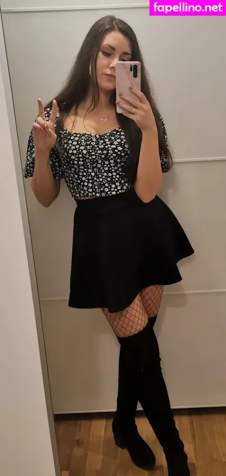 Yabbe OnlyFans Thumbnail #YC7o5Wcg74