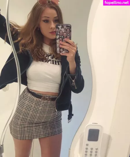 Yaboielina OnlyFans Thumbnail #ccadMe4Eah