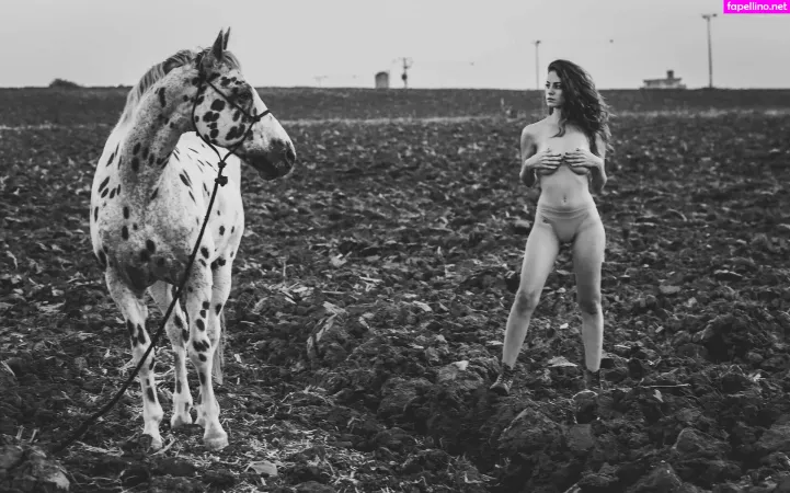 Yael Gayaa OnlyFans Thumbnail #0CrdYrjKLq