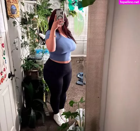 Yagirlnataliee OnlyFans Thumbnail #4InnqMgbLr