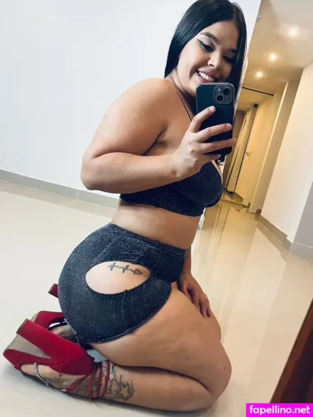 Yahaferh OnlyFans Thumbnail #2chzMoti3S