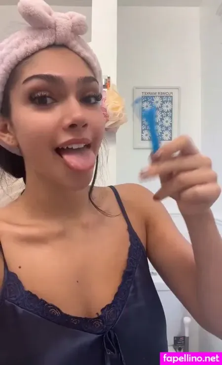 Yalibarel OnlyFans Thumbnail #cz7W1YBvd2