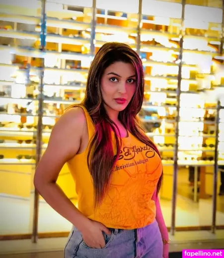 Yamini Malhotra OnlyFans Thumbnail #fD8SWWPzPk
