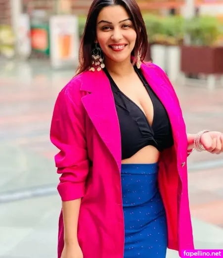 Yamini Malhotra OnlyFans Thumbnail #nrAIHxVC9d