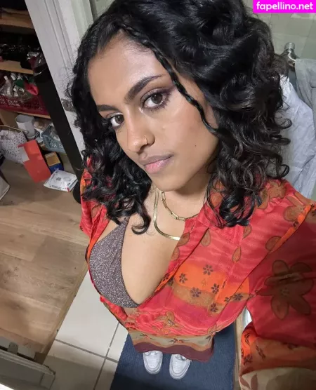 Yamini Nambimadom OnlyFans Thumbnail #4PRQLIdKBO