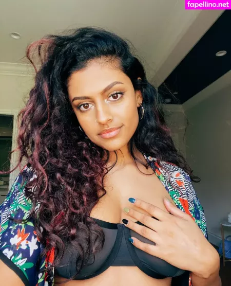 Yamini Nambimadom OnlyFans Thumbnail #fPS7e2Pjij