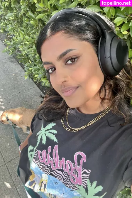 Yamini Nambimadom OnlyFans Thumbnail #twskD0XgxS