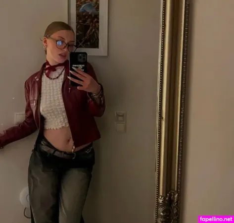 Yana Clare OnlyFans Thumbnail #2hW6ZNHOfS