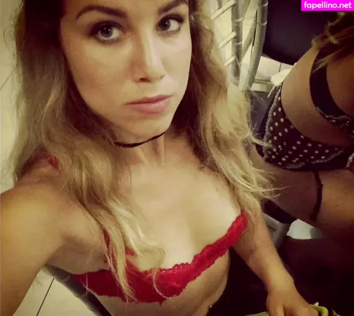 Yana Gold OnlyFans Thumbnail #snAtbKjpRh